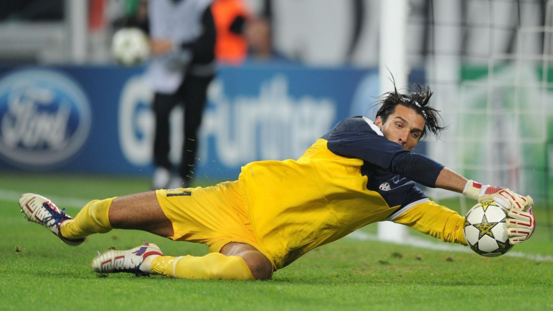 kaiyun网页版平台-哈兰德十场连击创纪录，塞尔维亚极限挑战掀波澜